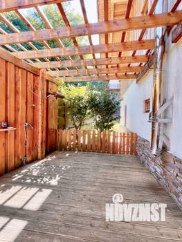 Дом 449м², 2-этажный, участок 10 сот.  