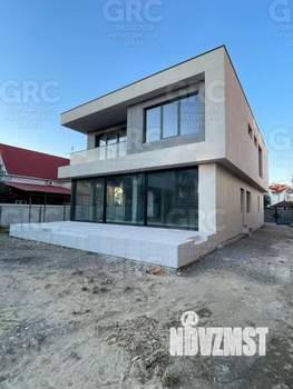 Дом 300м&sup2;, 2-этажный, участок 8 сот.  