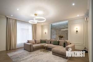 Дом 200м&sup2;, 2-этажный, участок 7 сот.  