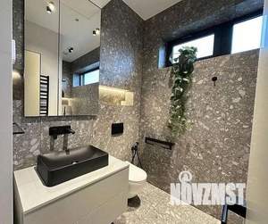 Дом 260м², 2-этажный, участок 8 сот.  