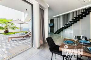 Дом 250м², 3-этажный, участок 5 сот.  