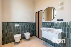 Дом 350м², 3-этажный, участок 9 сот.  