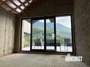 Дом 520м², 3-этажный, участок 6 сот.  