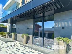 Дом 300м&sup2;, 3-этажный, участок 6 сот.  