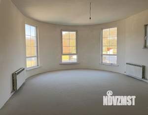 Дом 321м&sup2;, 3-этажный, участок 5 сот.  