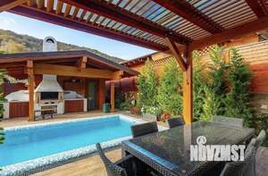 Дом 250м², 2-этажный, участок 6 сот.  