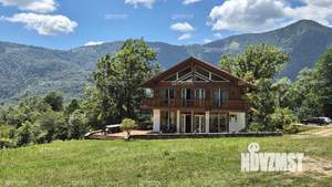 Дом 200м², 2-этажный, участок 25 сот.  