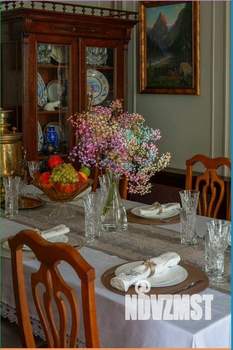 Дом 200м&sup2;, 3-этажный, участок 6 сот.  