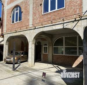 Дом 609м&sup2;, 5-этажный, участок 6 сот.  