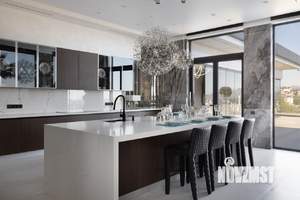 Коттедж 500м², 2-этажный, участок 8 сот.  