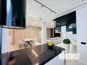 Дом 280м², 2-этажный, участок 8 сот.  