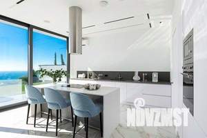 Дом 300м², 2-этажный, участок 20 сот.  