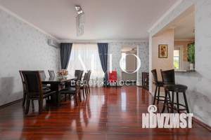 Коттедж 305м², 3-этажный, участок 12 сот.  