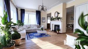 Дом 280м², 2-этажный, участок 15 сот.  