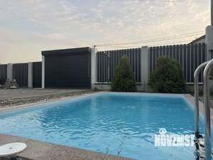 Дом 220м², 3-этажный, участок 4 сот.  