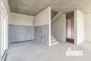 Дом 260м², 3-этажный, участок 6 сот.  