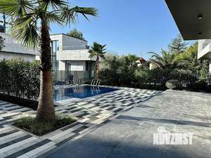 Коттедж 225м², 2-этажный, участок 6 сот.  