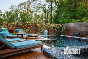 Дом 170м², 2-этажный, участок 6 сот.  