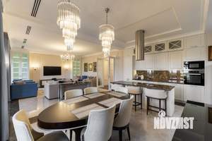 Таунхаус 304м², 3-этажный, участок 4 сот.  