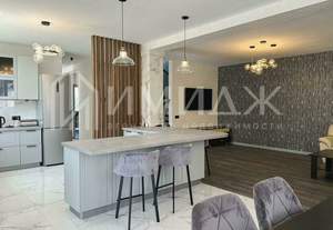 Дом 350м², 2-этажный, участок 10 сот.  