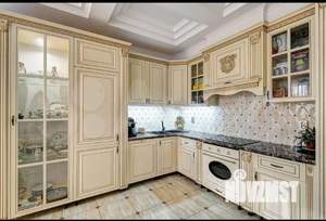 Дом 220м², 3-этажный, участок 10 сот.  