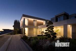 Дом 310м², 2-этажный, участок 7 сот.  