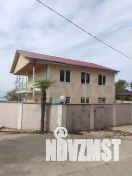 Дом 220м², 3-этажный, участок 7 сот.  