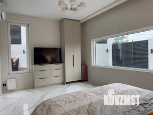 Дом 230м², 3-этажный, участок 6 сот.  