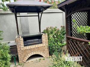 Дом 260м², 2-этажный, участок 10 сот.  