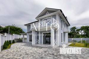 Дом 180м&sup2;, 2-этажный, участок 5 сот.  