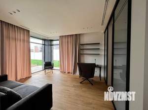 Дом 260м², 2-этажный, участок 9 сот.  