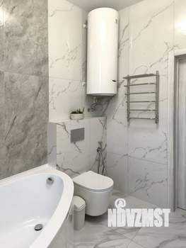 Дом 220м², 2-этажный, участок 5 сот.  