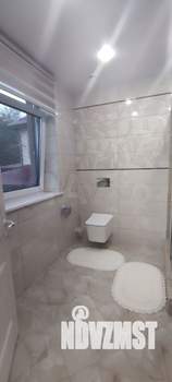 Дом 180м², 3-этажный, участок 10 сот.  
