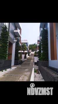 Дом 240м&sup2;, 3-этажный, участок 5 сот.  