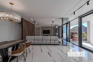 Дом 340м², 2-этажный, участок 12 сот.  
