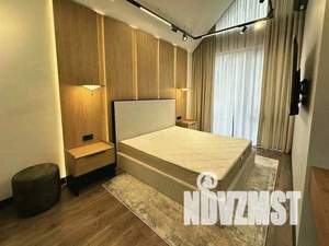 Дом 280м², 2-этажный, участок 10 сот.  