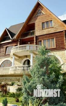 Дом 340м², 4-этажный, участок 12 сот.  