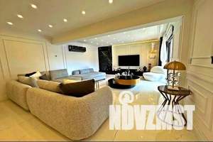 Дом 250м², 2-этажный, участок 6 сот.  