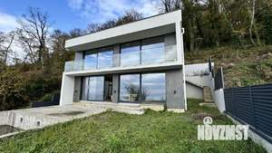 Дом 257м², 2-этажный, участок 6 сот.  