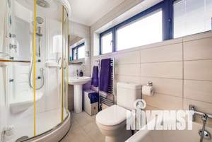 Дом 190м², 2-этажный, участок 8 сот.  