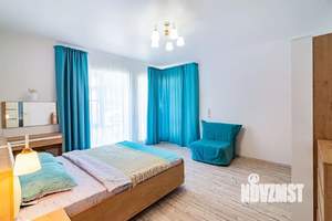 Дом 280м², 2-этажный, участок 10 сот.  