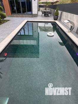 Дом 180м², 2-этажный, участок 6 сот.  