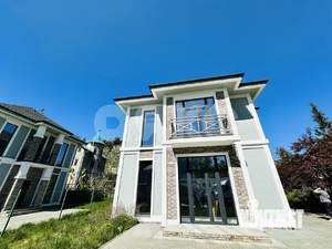 Дача 130м², 2-этажный, участок 4 сот.  