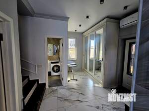 Дом 176м², 2-этажный, участок 2 сот.  