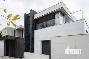 Дом 310м², 2-этажный, участок 6 сот.  