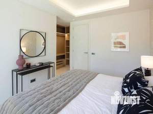 Дом 250м², 2-этажный, участок 10 сот.  
