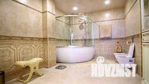 Дом 1200м², 3-этажный, участок 33 сот.  