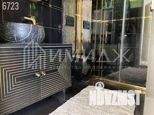 Коттедж 250м², 3-этажный, участок 8 сот.  