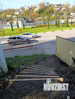 Дом 15м², 2-этажный, участок 1 сот.  