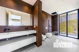 Дом 250м², 2-этажный, участок 7 сот.  